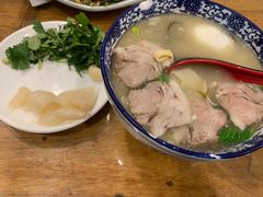 -凤齐羊肉烩面馆