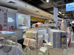 -孩子王(泊富ICITY店)