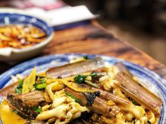 -蚝美人·生蚝海鲜烧烤(茶花园店)