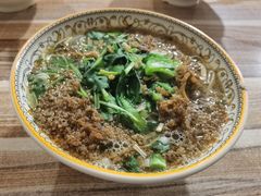 三鲜米线-老字号杨坡红油米线腊汁肉夹馍(东四道巷店)