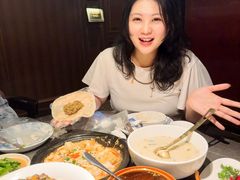 -前海沿·青岛菜(大拇指广场石老人店)