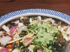 -龙大哥辣子鸡(亚太中心店)