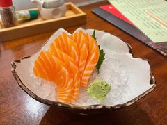 三文鱼刺身-初居食屋日式料理(万象城购物中心店)