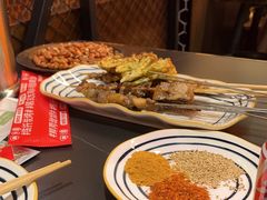 -许哥东北烧烤·铁丳烤串·宫后夹肉(繁花中心店)