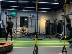 -Freedom Fitness私教健身俱乐部(徐虹北路店)