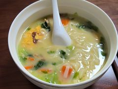-鲸育宝宝月嫂(徐汇店)