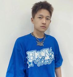-一東造型烫发染发