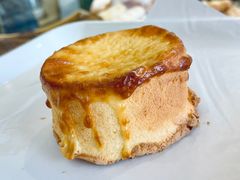 蜂蜜蛋糕-可颂坊(中心书城店)