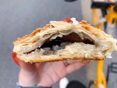 黑芝麻酥饼-朱记小郑酥烧饼(建康路店)