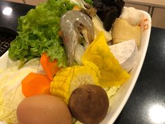 -呷哺呷哺(世贸.工三店)