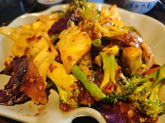 -大头虾越式风味餐厅(光明广场店)