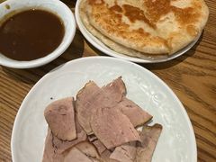 -李连贵酒家熏肉大饼(昆明街店)
