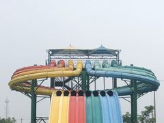 -汤山欢乐水世界