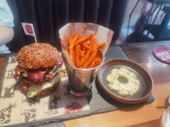 -FAT COW(虹梅路店)