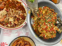 -堂瓦里·33年传统赣菜(第一街区店)