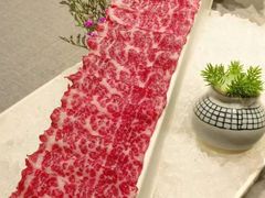 -左庭右院鲜牛肉火锅黑金店(陆家嘴中心店)