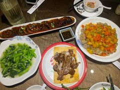 -东口码头·烧鸽子·鱼头泡饼·地方菜(金鹰悦城店)