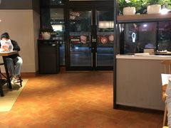 -肯德基(湾畔店)