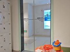 -极客游泳健身(王府井店)