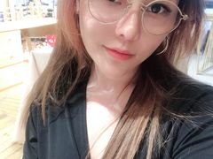 -肆兮眼镜·蔡司·徕卡战略合作店(大坪店)