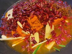 -沸炉重庆老火锅(军事博物馆店)