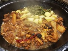 -万里闯关东铁锅炖菜馆(高新旗舰店)