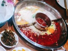 -佬土鹅肠火锅(中建大观店)