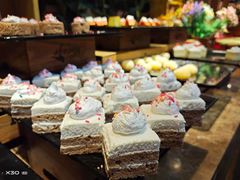 慕斯蛋糕-大漠风烤肉火锅自助餐厅(鹰展店)