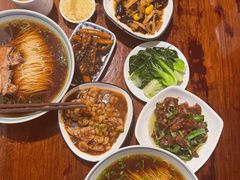 红汤焖肉面-同得兴 Since·1995 传统苏式面馆(嘉馀坊店)