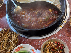 -赵美丽·重庆社区火锅·直营店(火车东站·中豪国际店)