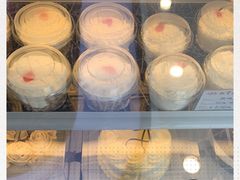 -红宝石·鲜奶小方·海派西点房(南丹店)