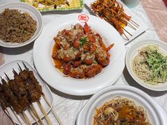 -肥肥虾庄·金牌油焖大虾(首义路店)
