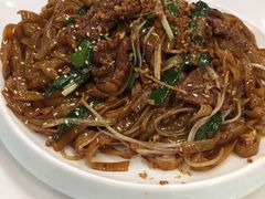 港式干炒牛河-渔文乐·海鲜大排档(千灯湖店)