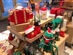 零售区-星巴克臻选(珠海富华里店)