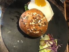 -HIGH FIVE哈福手工汉堡(桂林路店)