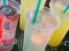 -东海岸人工湖美食村