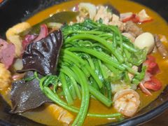 -万记麻辣烫国展总店