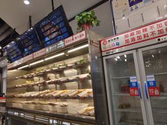 面包甜点陈列柜-屋头串串(新街里店)