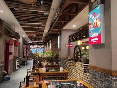 -辣莊重庆老火锅(威海高铁站韩乐坊店)