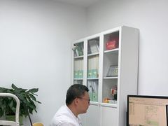 -大连何氏眼科医院