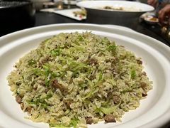 -忆江南·临江鱼馆