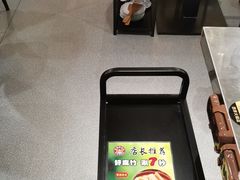 豆黄金天然鲜腐竹-胡须佬鸡煲四季火锅店(石厦西村直营店)