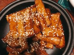 -前海沿·青岛菜(大拇指广场石老人店)