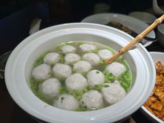 茼蒿鱼丸汤-新连采·海鲜·大连菜(大连恒隆广场店)