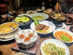 -魁盛居百年鲁菜馆(县西巷店)