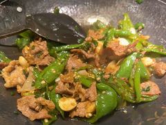 -费大厨辣椒炒肉(高铁吾悦广场店)