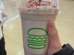 糖葫芦奶昔-Shake Shack(西单大悦城店)