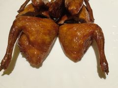 古法烧乳鸽-惠食佳(滨江大公馆店)