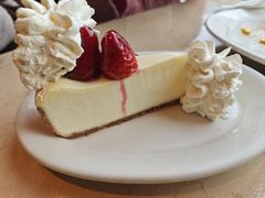鲜草莓芝士蛋糕-The Cheesecake Factory 芝乐坊餐厅(王府中環店)
