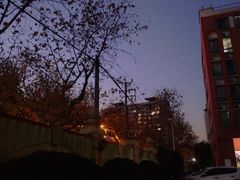 -上海市工商外国语学校